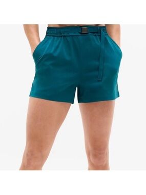Athleta Highland Utility Short Teal Large NWT